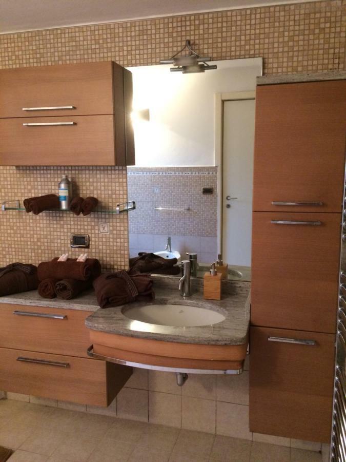 La Porta Nel Giardino Apartment อัสตี ภายนอก รูปภาพ
