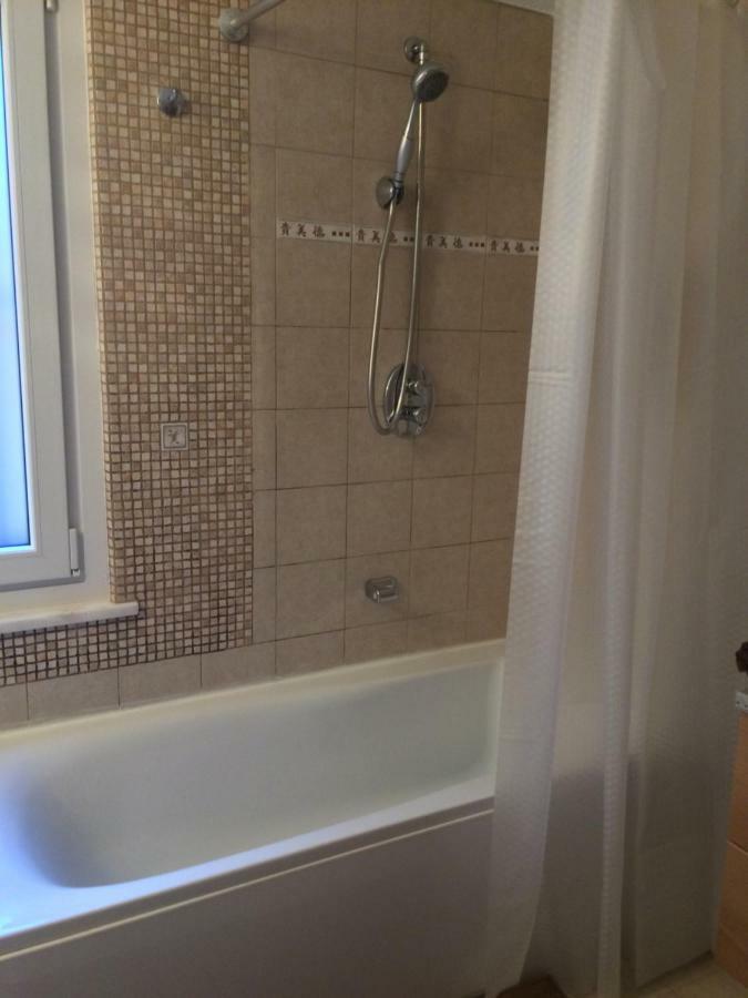 La Porta Nel Giardino Apartment อัสตี ภายนอก รูปภาพ